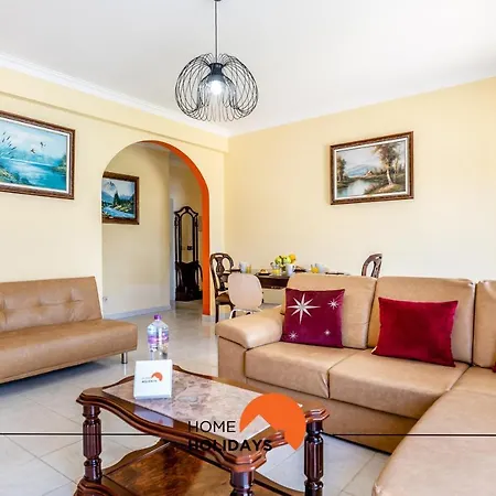 #180 T2 Ondas Do Mar By Holidays Daire Albufeira