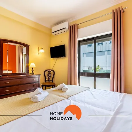 #180 T2 Ondas Do Mar By Holidays Daire Albufeira