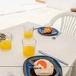 #180 T2 Ondas Do Mar By Holidays *