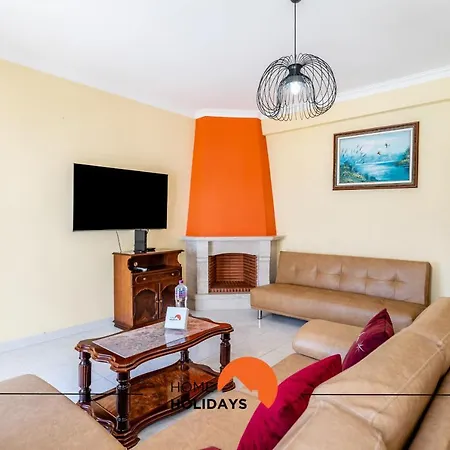 #180 T2 Ondas Do Mar By Holidays